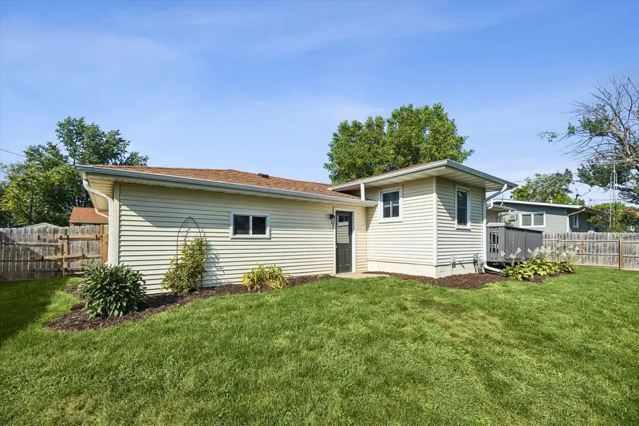 319 4th Street, De Witt, IA 52742 - #3