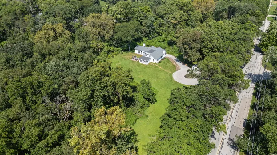 8S040 Olesen Drive, Naperville, IL 60540 - #3