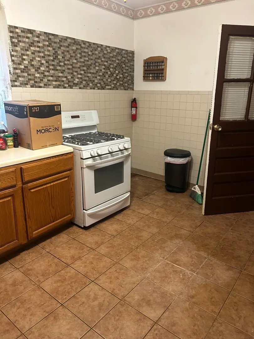 4041 W 5th Avenue, Chicago, IL 60624 - #3