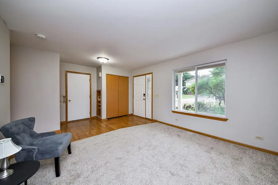 3S370 Curtis Avenue, Warrenville, IL 60555 - #2