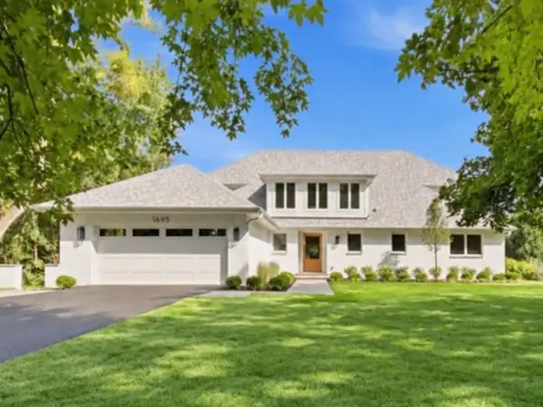 1695 Meadow Lane, Bannockburn, IL 60015