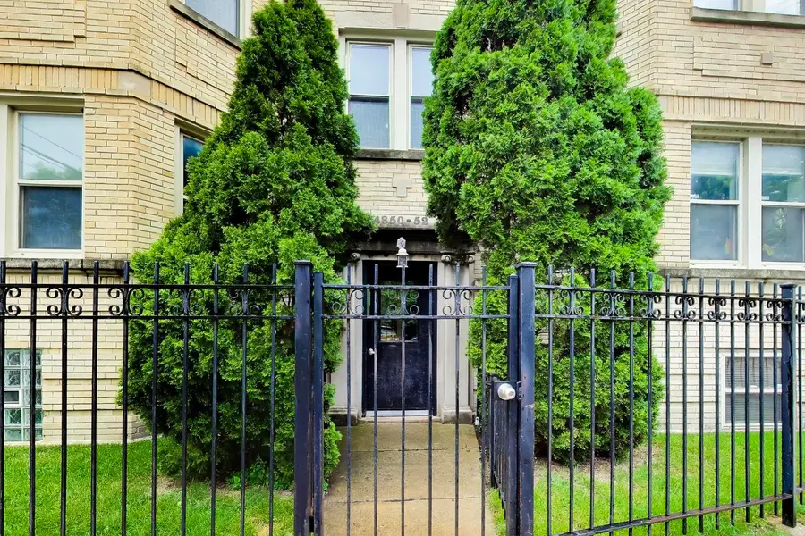 4852 N Sacramento Avenue #G, Chicago, IL 60625 - #2