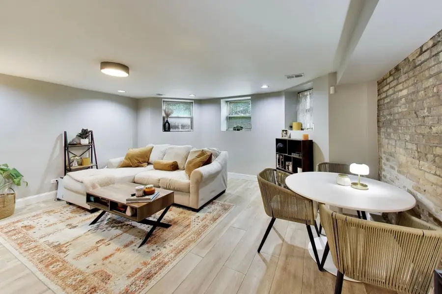 4852 N Sacramento Avenue #G, Chicago, IL 60625 - #3