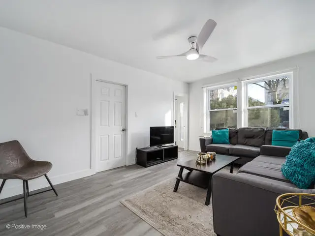 1812 W Erie Street, Chicago, IL 60622 - #2