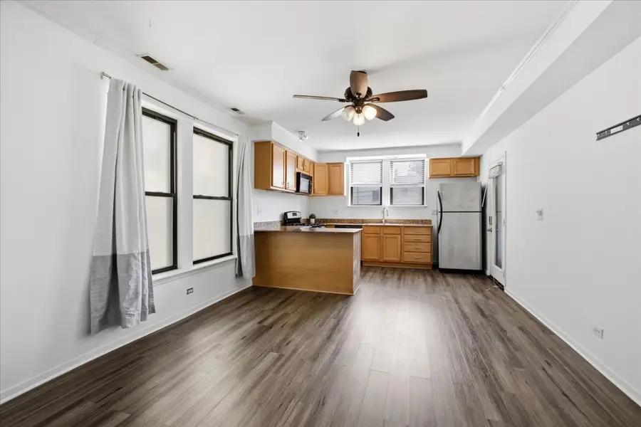 1627 W Columbia Avenue #1E, Chicago, IL 60626 - #3