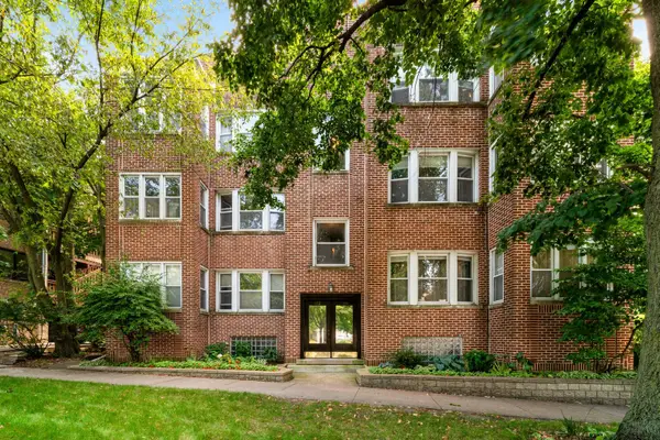 1114 Main Street #1W, Evanston, IL 60202