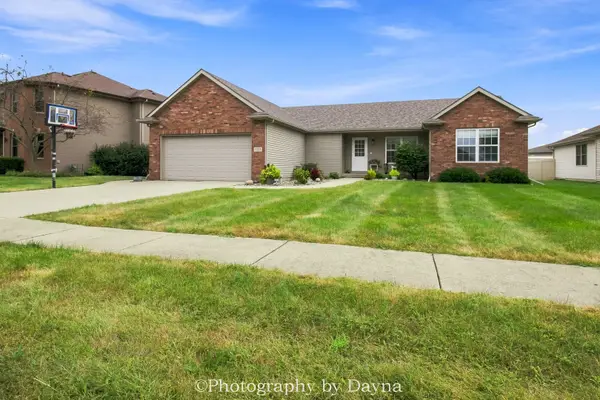 1725 Hunters Run Drive, Bourbonnais, IL 60914
