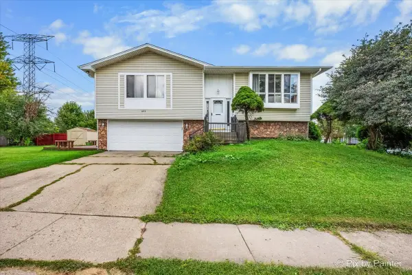 401 Longford Drive, Elgin, IL 60120