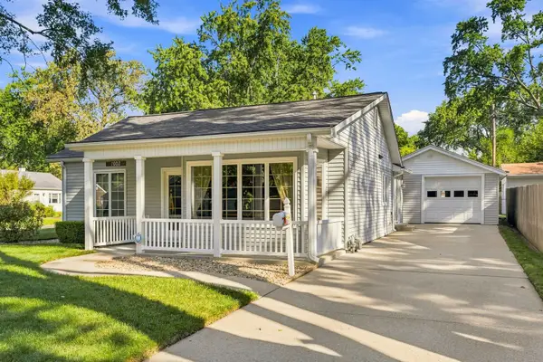 1002 Crestwood Drive, Urbana, IL 61801