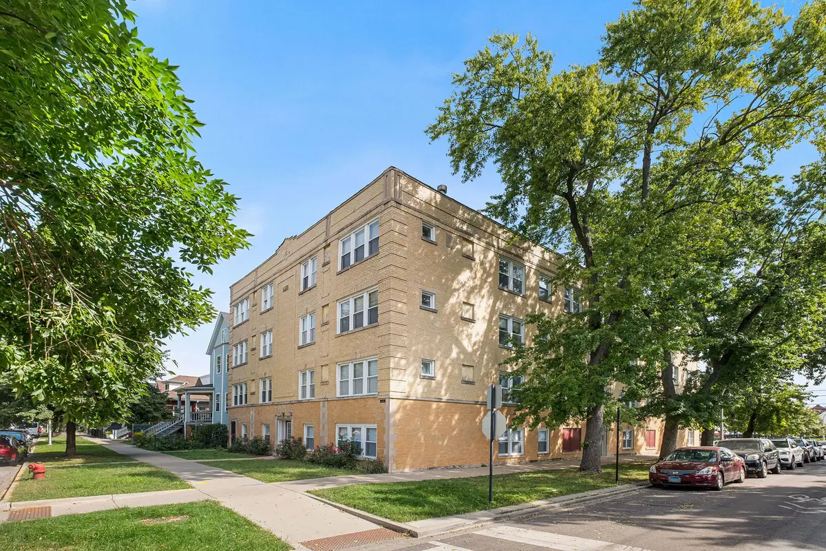 3224 W Berteau Avenue #3, Chicago, IL 60618 - #1