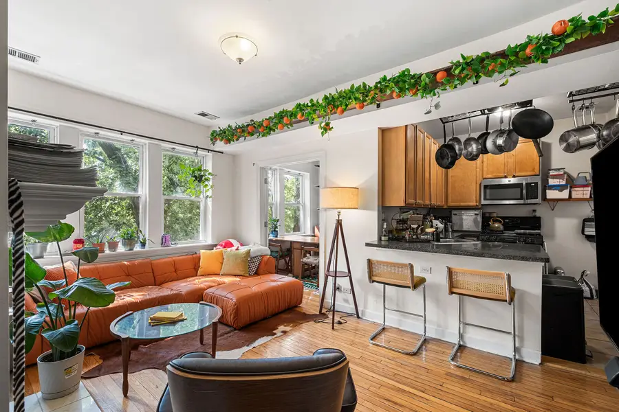 3224 W Berteau Avenue #3, Chicago, IL 60618 - #3