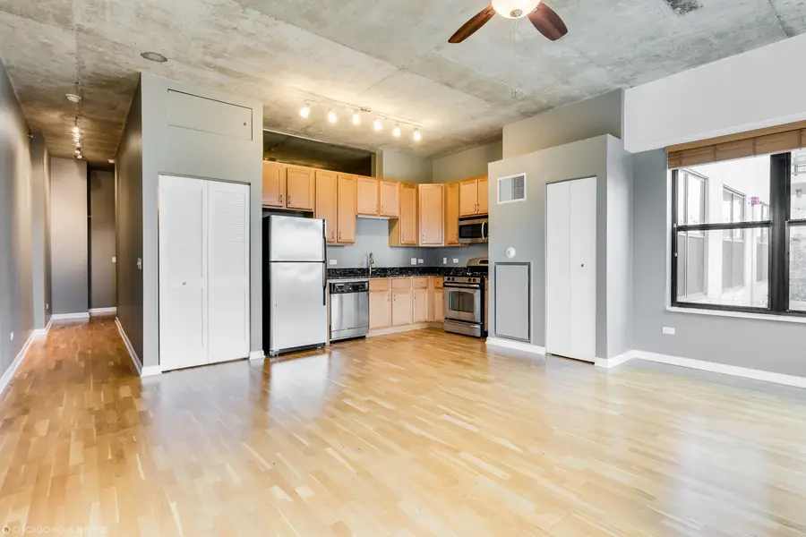 1122 W Catalpa Avenue #402, Chicago, IL 60640 - #3