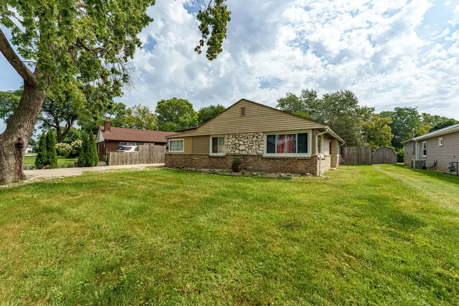 5037 Elm Circle Drive, Oak Lawn, IL 60453 - #2