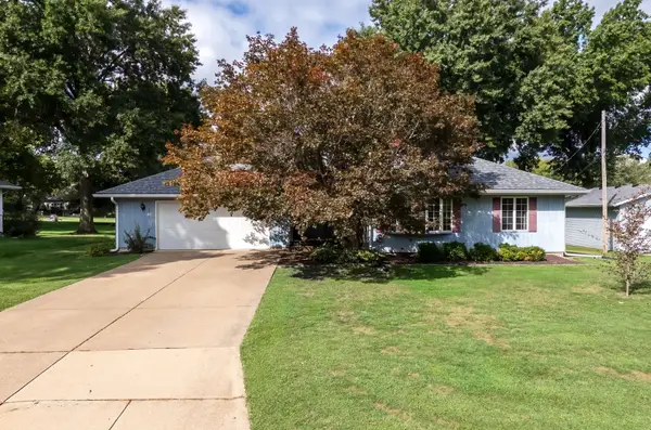 1530 29th Street, Bettendorf, IA 52722
