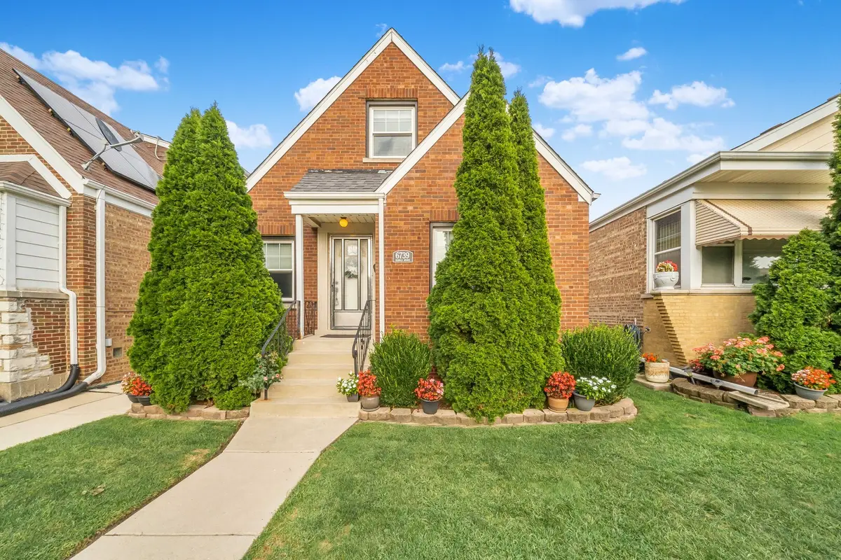 6739 S Kedvale Avenue, Chicago, IL 60629 - #1