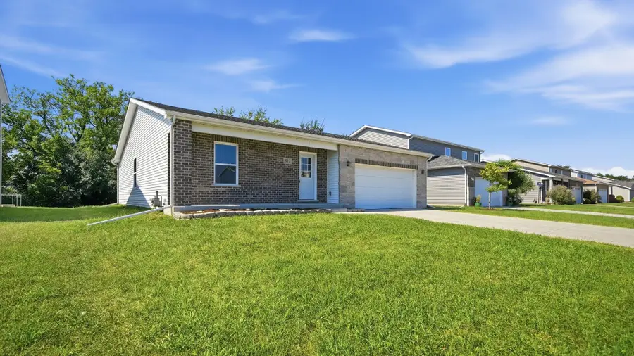 812 Western Avenue, Braidwood, IL 60408 - #2