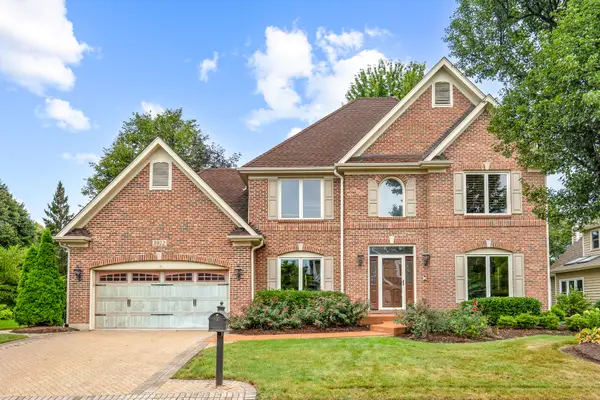 3912 Royal And Ancient Drive, St. Charles, IL 60174