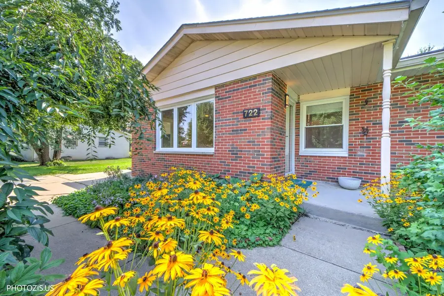 722 N Stephen Drive, Palatine, IL 60067 - #2