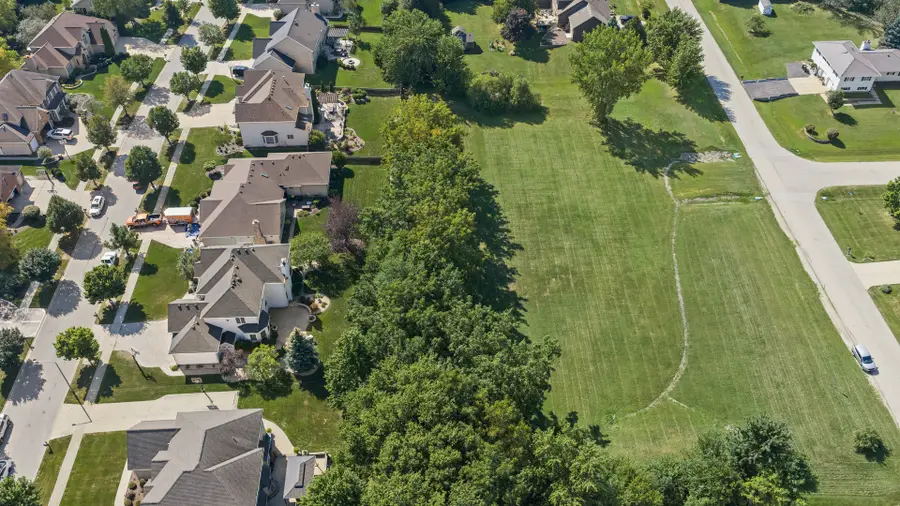 26105 Whispering Woods Circle, Plainfield, IL 60585 - #2