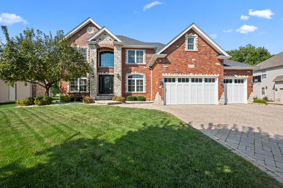 26105 Whispering Woods Circle, Plainfield, IL 60585 - #3