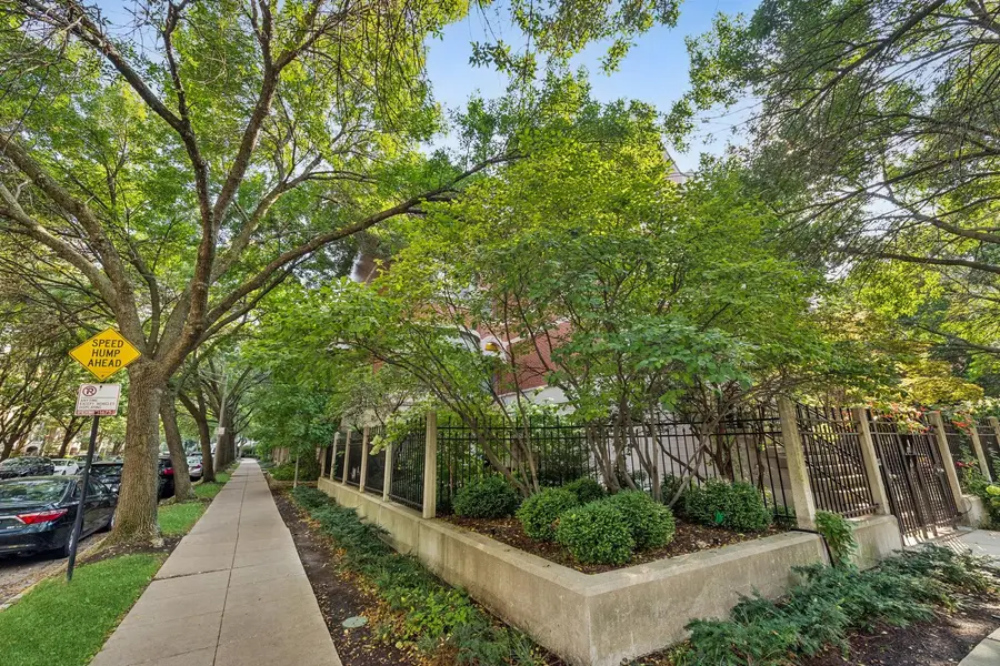 1409 S Indiana Avenue, Chicago, IL 60605 - #2