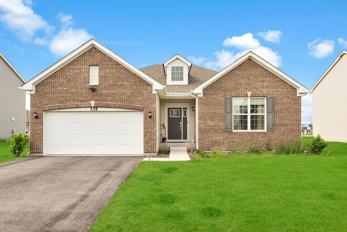 135 S Devoe Drive, Oswego, IL 60543 - #1