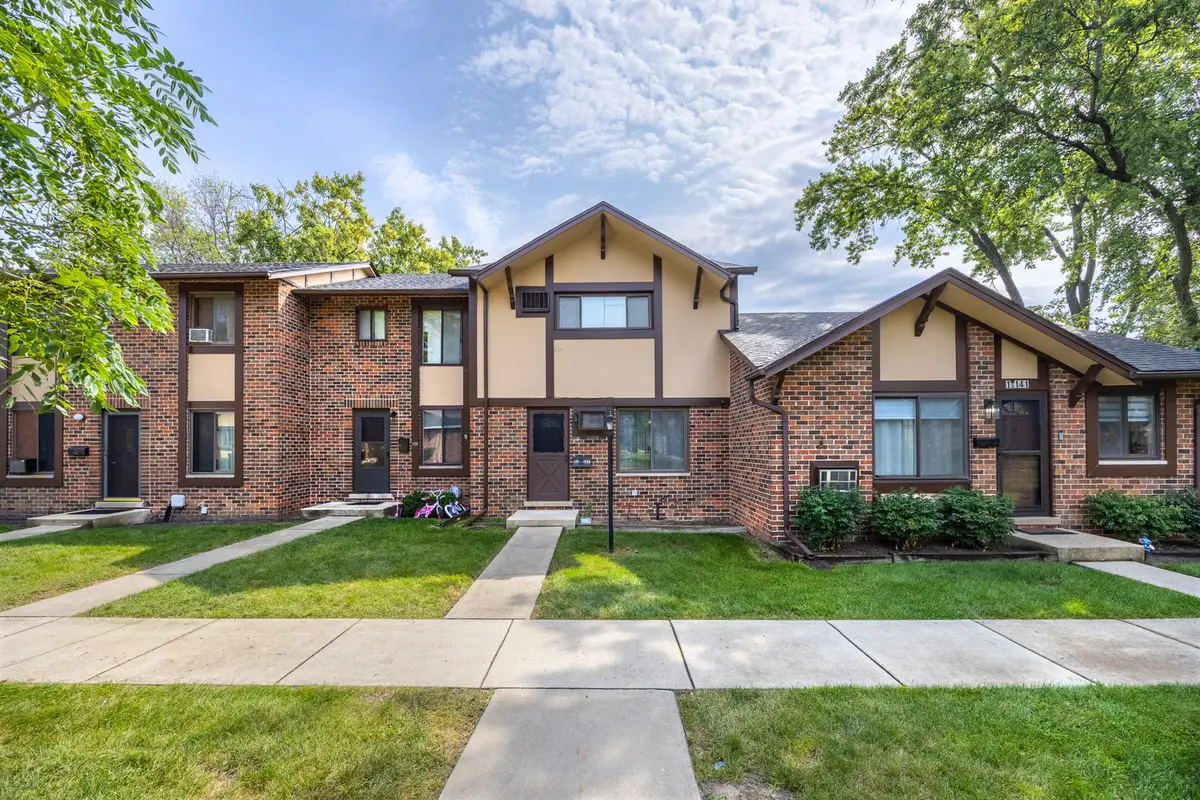 1S137 Eliot Lane, Villa Park, IL 60181 - #1