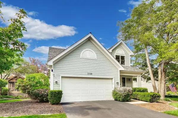 2198 Brookside Lane, Aurora, IL 60502