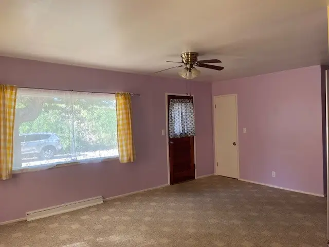 206 33rd Avenue N, Clinton, IA 52732 - #3