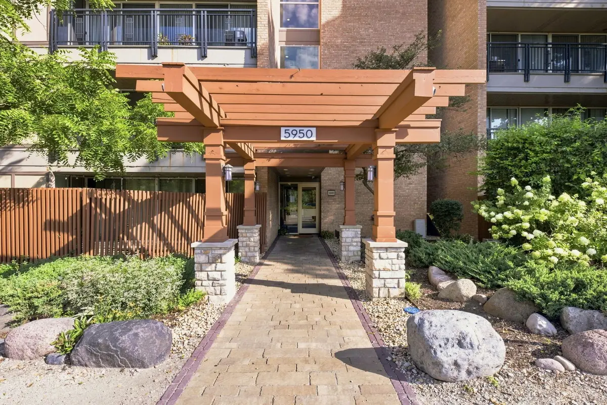 5950 Oakwood Drive #1C, Lisle, IL 60532 - #1