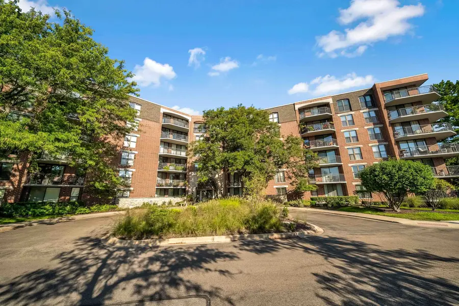 511 Aurora Avenue #513, Naperville, IL 60540 - #2