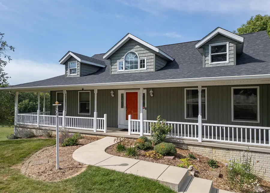 906 Ridgeview Court, Sherrard, IL 61281 - #2