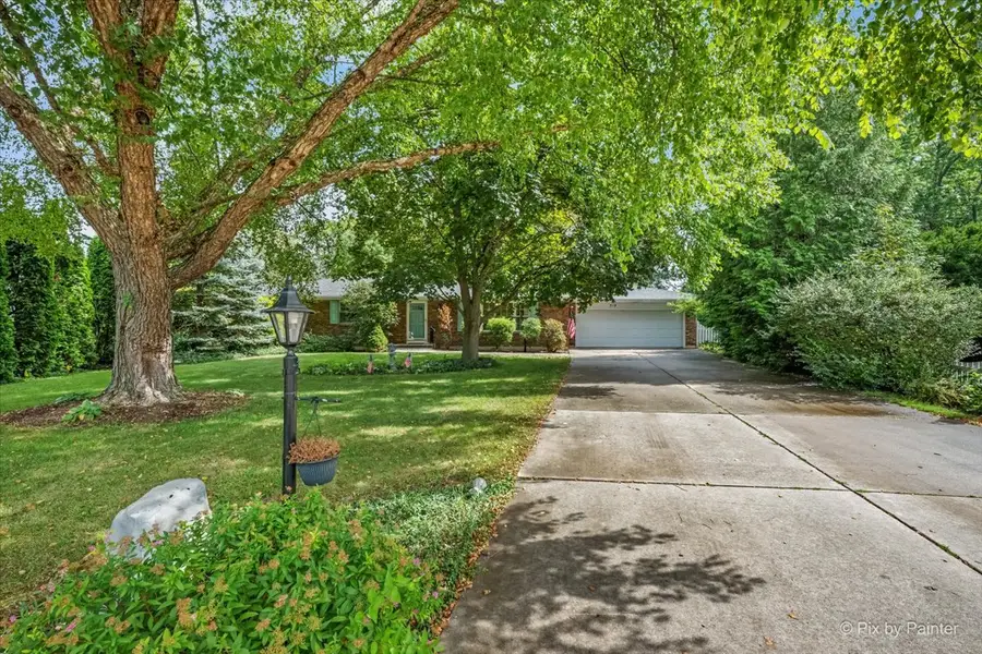 318 E Blackberry Lane, Yorkville, IL 60560 - #2