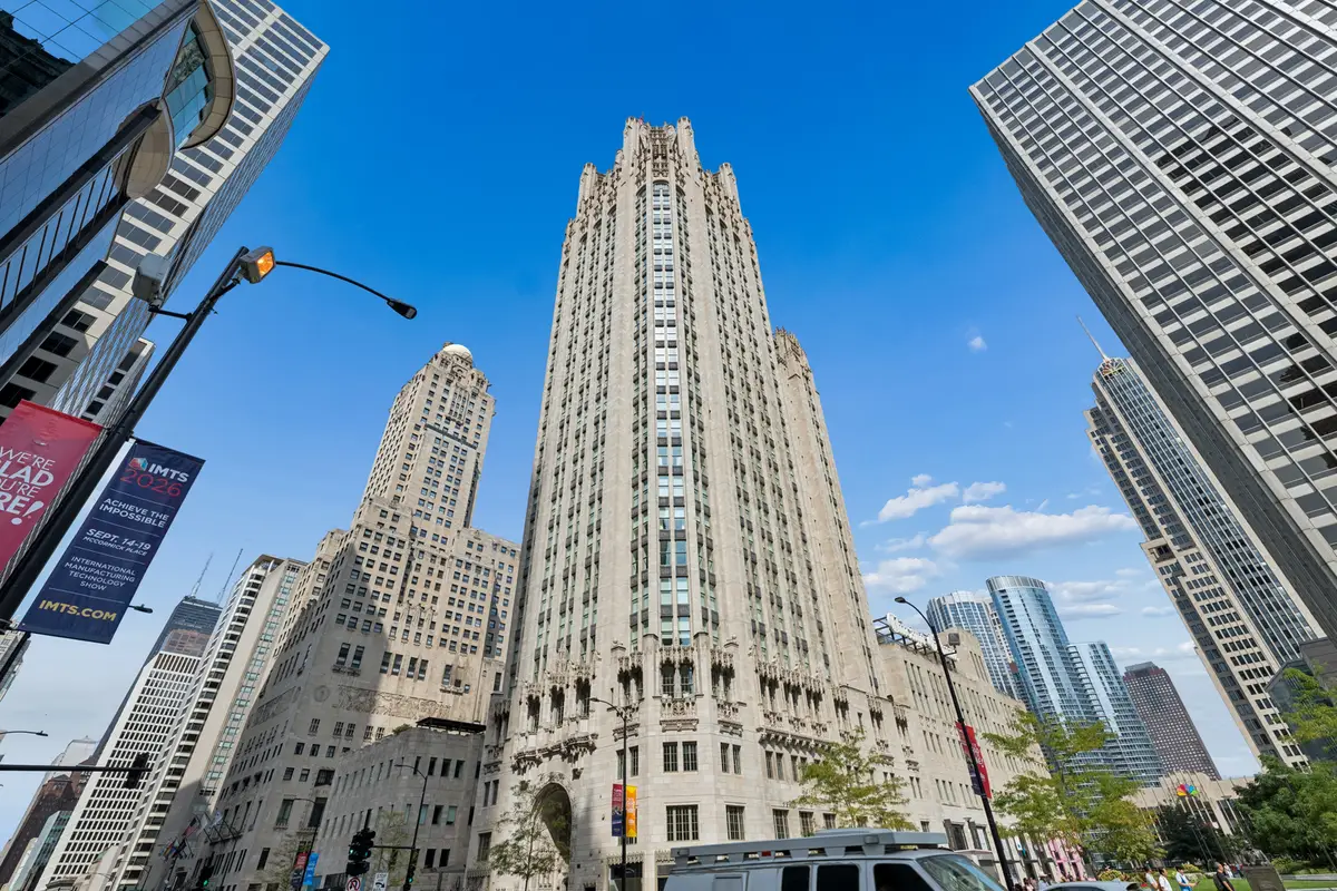 435 N Michigan Avenue #408, Chicago, IL 60610 - #1