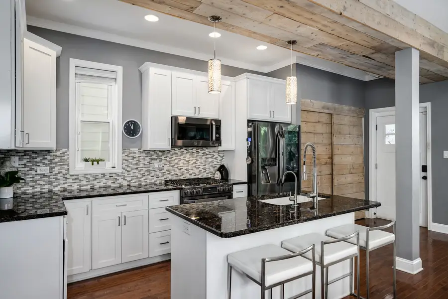 3726 N Albany Avenue, Chicago, IL 60618 - #2