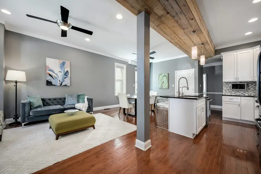 3726 N Albany Avenue, Chicago, IL 60618 - #3