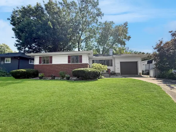 1107 E Fairlawn Drive, Urbana, IL 61801