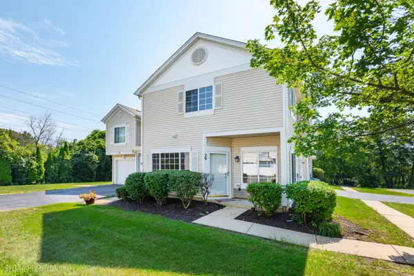 29 Braxton Lane #29, Aurora, IL 60504