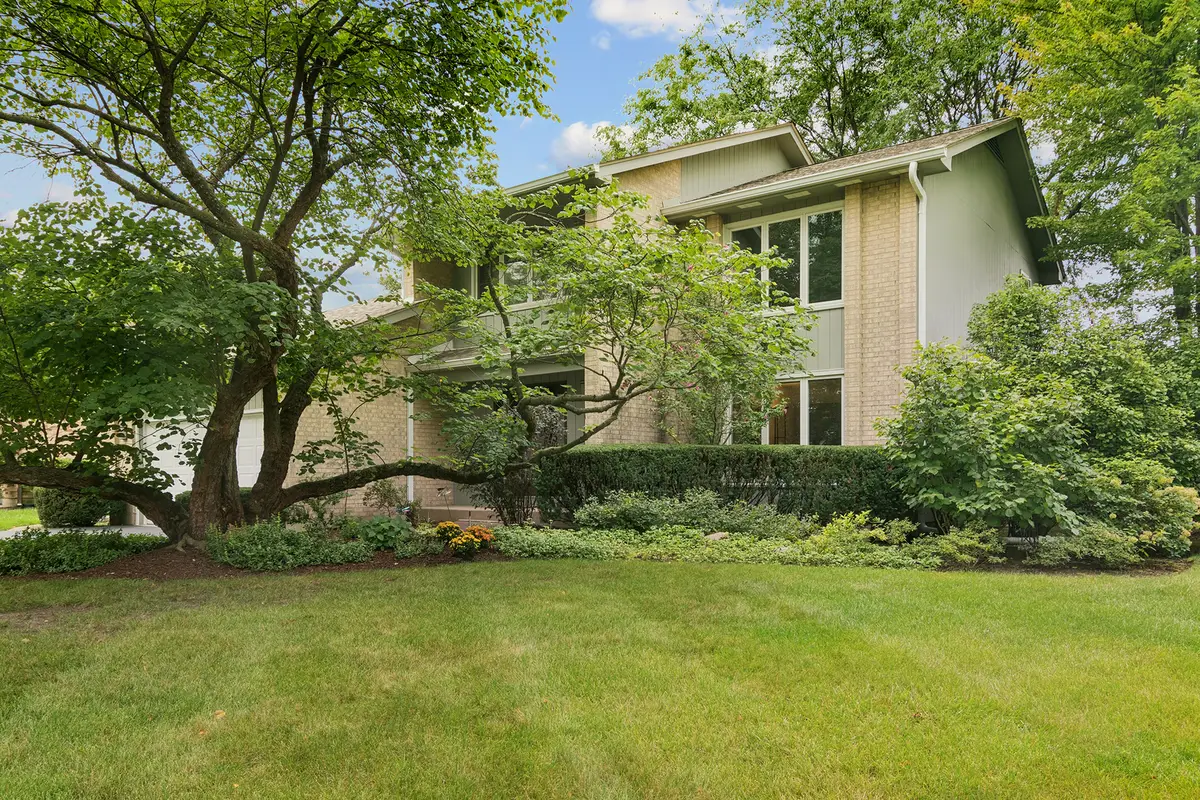 1310 Hidden Lake Drive, Buffalo Grove, IL 60089 - #1