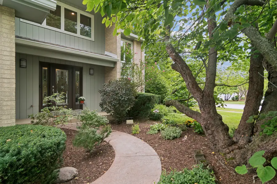 1310 Hidden Lake Drive, Buffalo Grove, IL 60089 - #2
