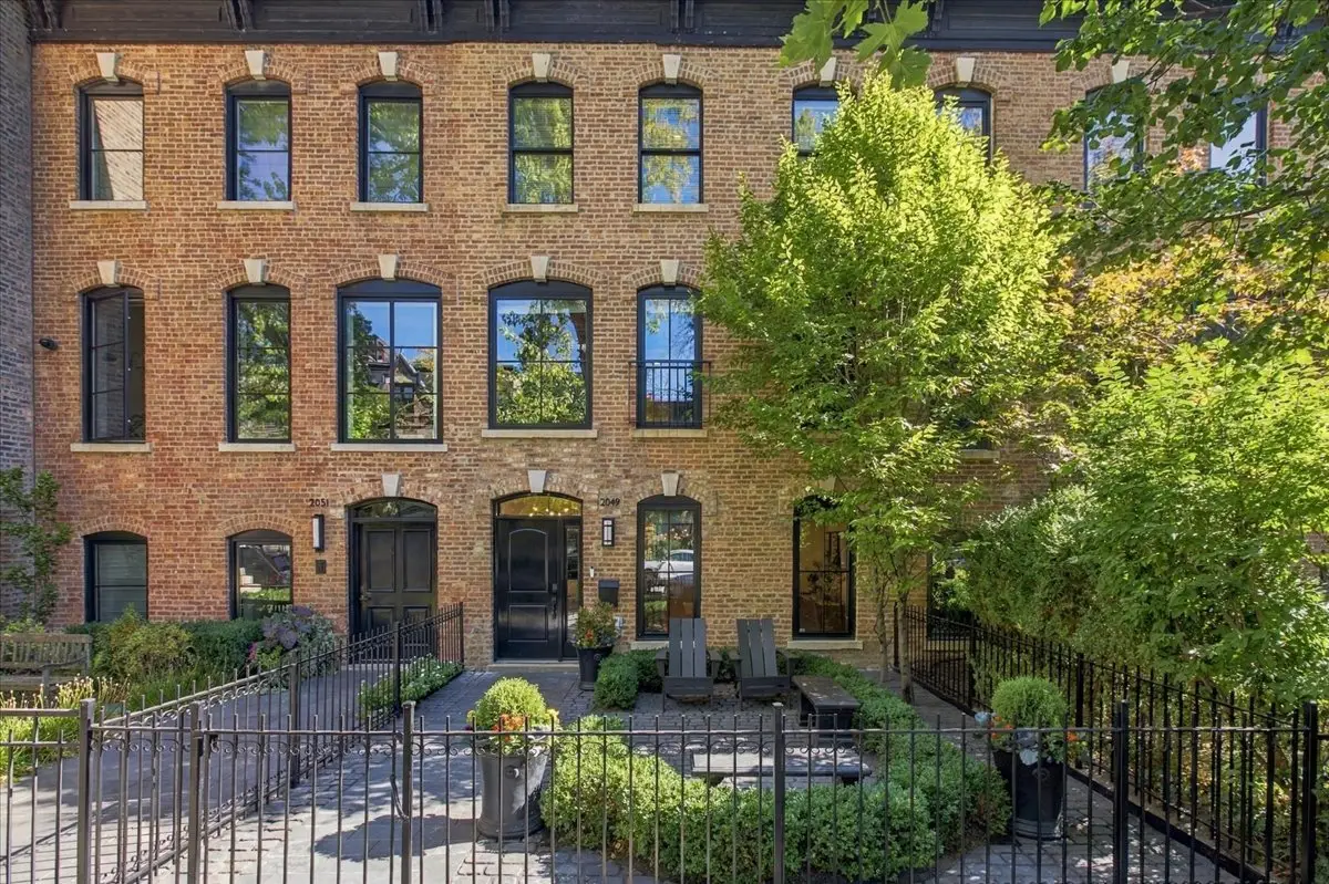 2049 N Dayton Street, Chicago, IL 60614 - #1