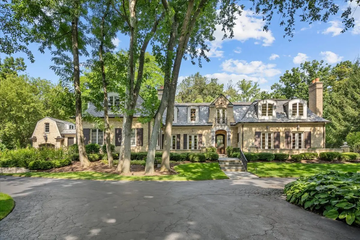 586 Spruce Avenue, Lake Forest, IL 60045 - #1