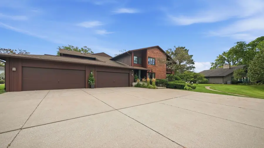 3105 Toulon Drive, Northbrook, IL 60062 - #2