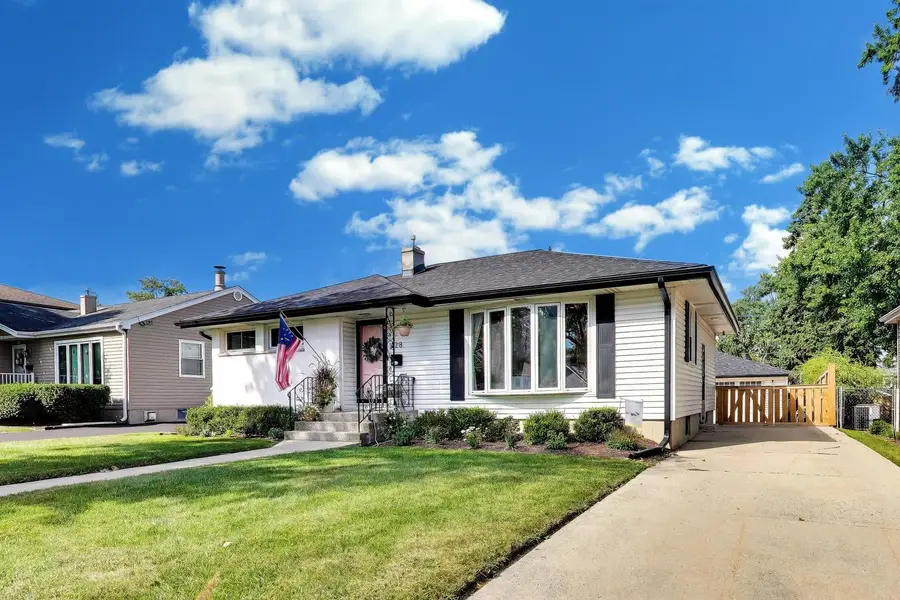 428 N Stewart Avenue, Lombard, IL 60148 - #2