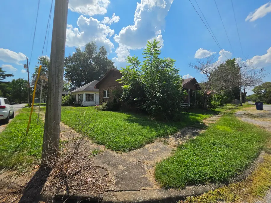 601 S Lincoln Street, West Frankfort, IL 62896 - #2