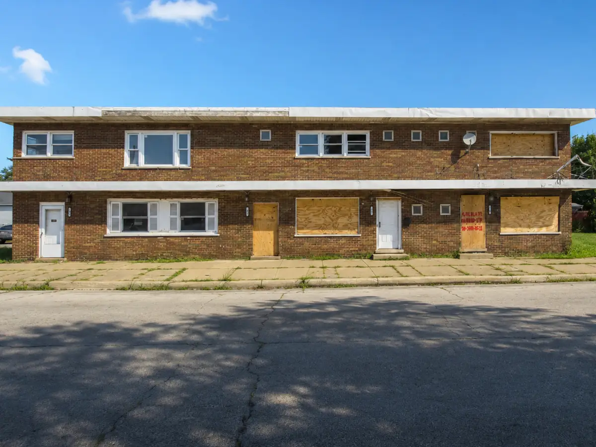 24 Memorial Drive, Calumet City, IL 60409 - #1