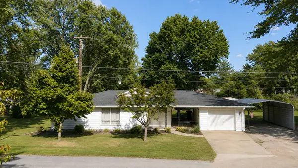 720 Sheridan Drive, Benton, IL 62812