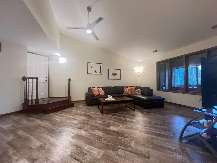 9811 W Creek Road #E2, Palos Park, IL 60464 - #3