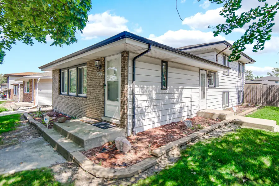 18107 Kostner Avenue, Country Club Hills, IL 60478 - #3