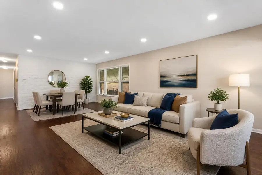 4945 N Neva Avenue, Chicago, IL 60656 - #2